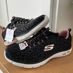 Sketchers Relaxed Fit Tennis Shoes, Size 8.5, Black animal print